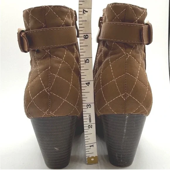 Tan Quilted Buckle Ankle Boots Block Heel Side Zip Almond Toe Size 9 - Picture 3 of 10